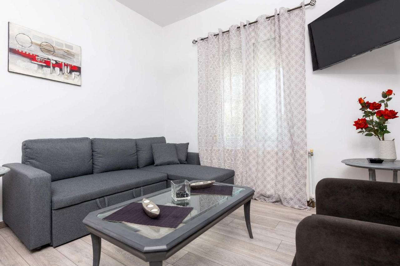 Anastasia'S Apartment Ліменас Екстер'єр фото